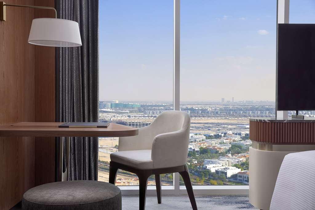 Embassy Suites By Hilton Dubai Business Bay Room photo
